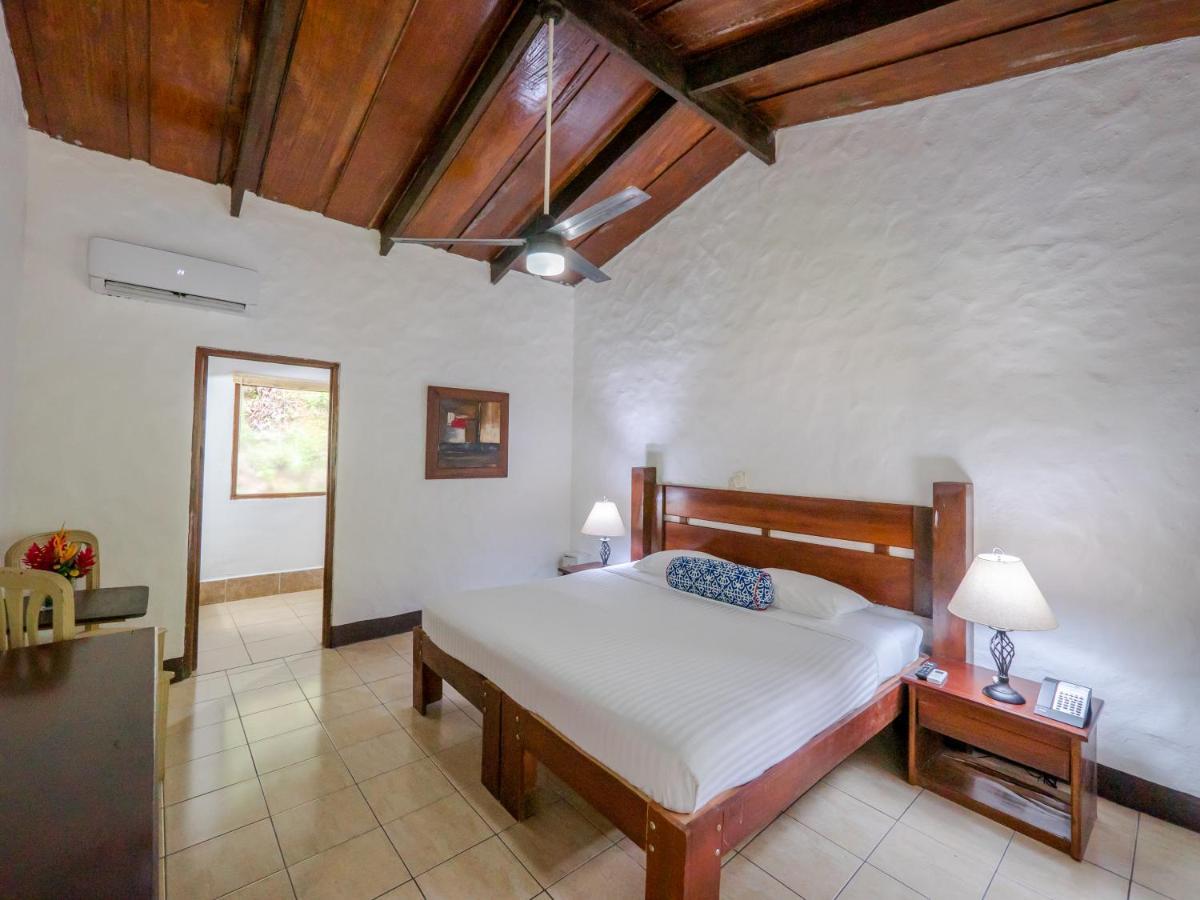 Tárcoles Villa Lapas Jungle Village מראה חיצוני תמונה
